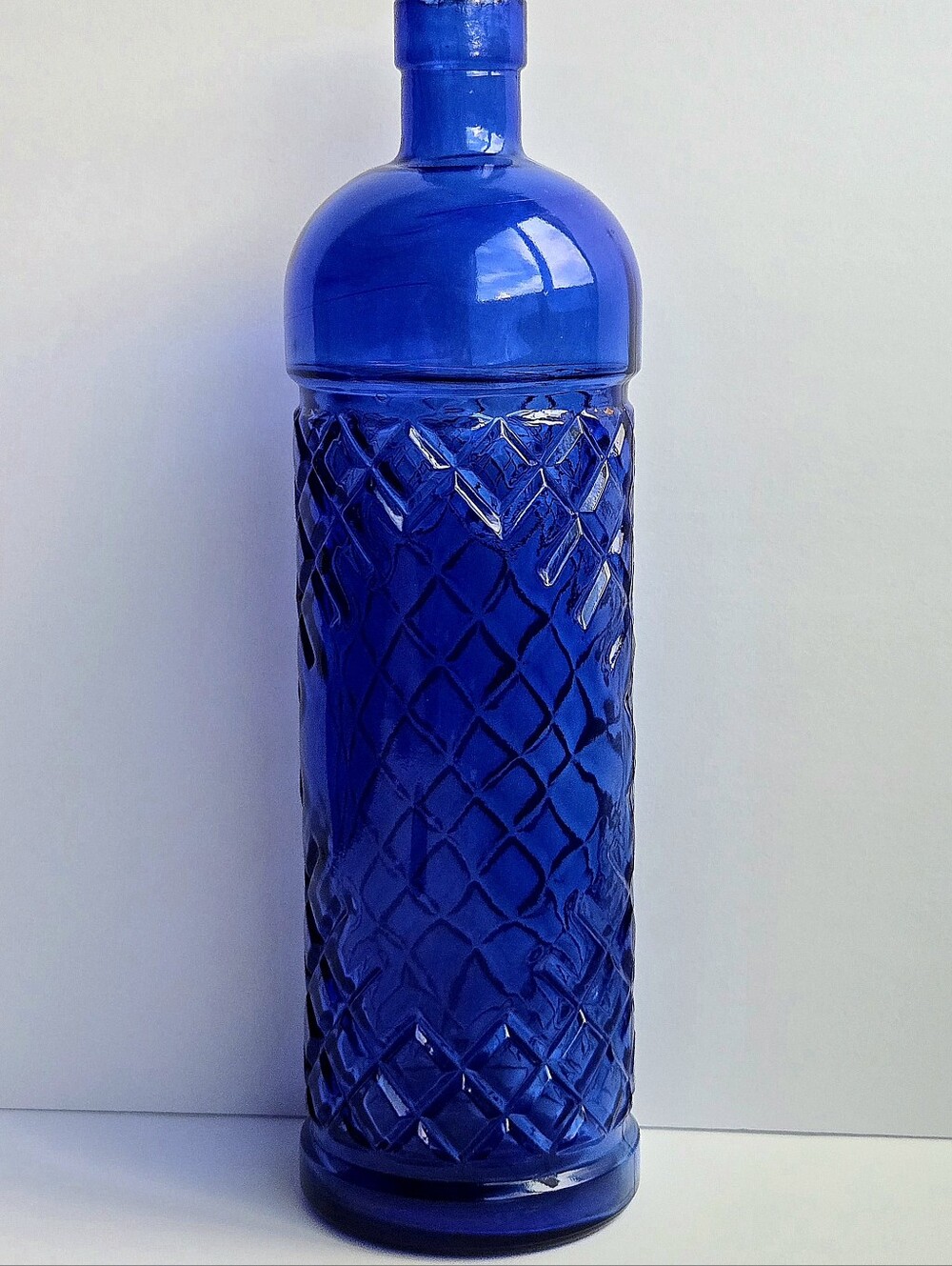 VTG PIER 1 Cobalt Blue Art Glass Bottle Decanter Diamond Lattice Quilted Spain